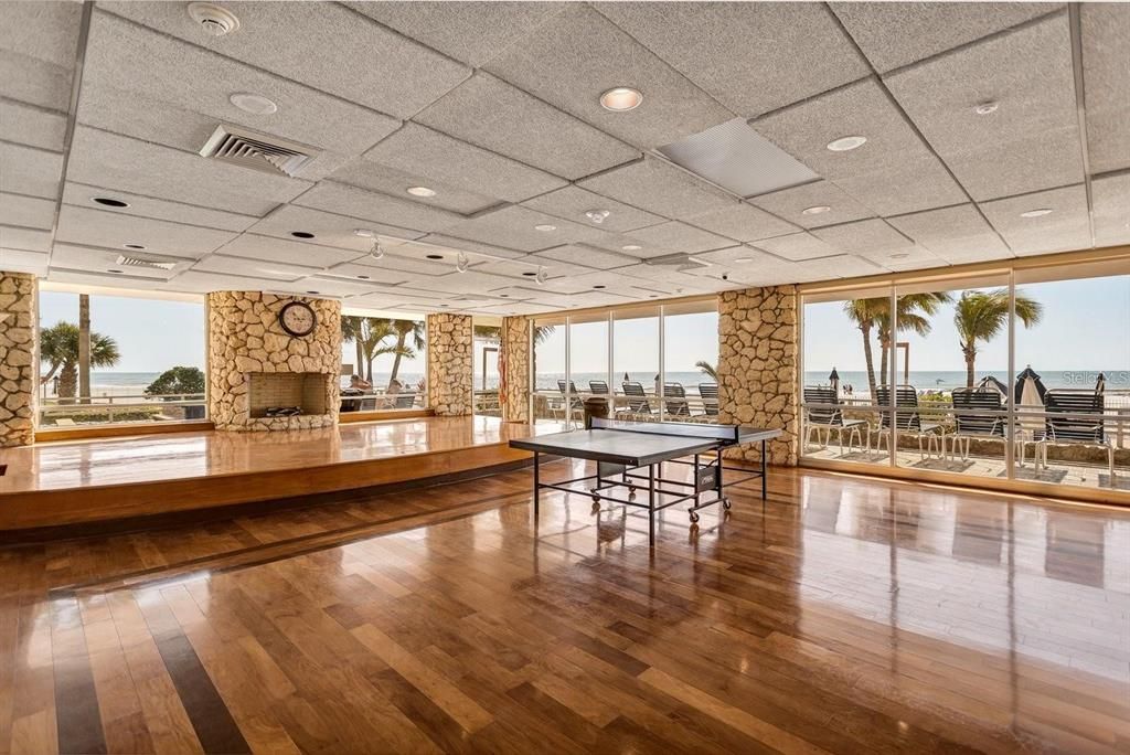 В аренду: $2,850 (1 спален, 1 ванн, 995 Квадратных фут)