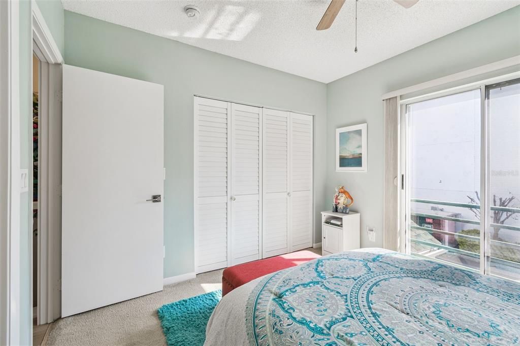 For Sale: $539,900 (3 beds, 3 baths, 1700 Square Feet)