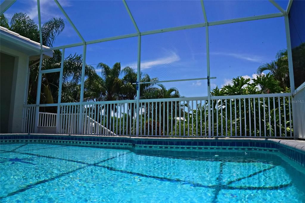 For Sale: $405,000 (3 beds, 2 baths, 1785 Square Feet)