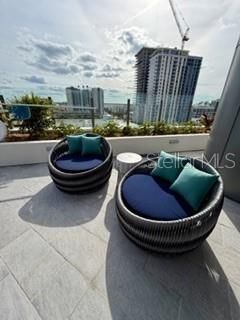 For Rent: $5,800 (2 beds, 2 baths, 1339 Square Feet)