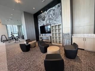 For Rent: $5,800 (2 beds, 2 baths, 1339 Square Feet)