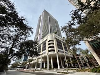 For Rent: $5,800 (2 beds, 2 baths, 1339 Square Feet)