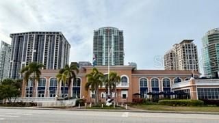 For Rent: $5,800 (2 beds, 2 baths, 1339 Square Feet)