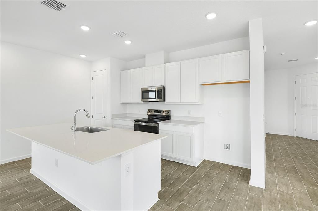 En Venta: $395,330 (5 camas, 3 baños, 2807 Pies cuadrados)