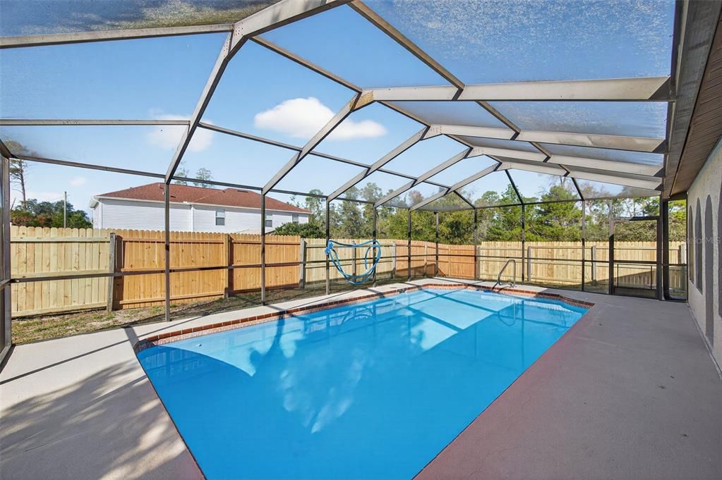 На продажу: $332,500 (3 спален, 2 ванн, 1672 Квадратных фут)