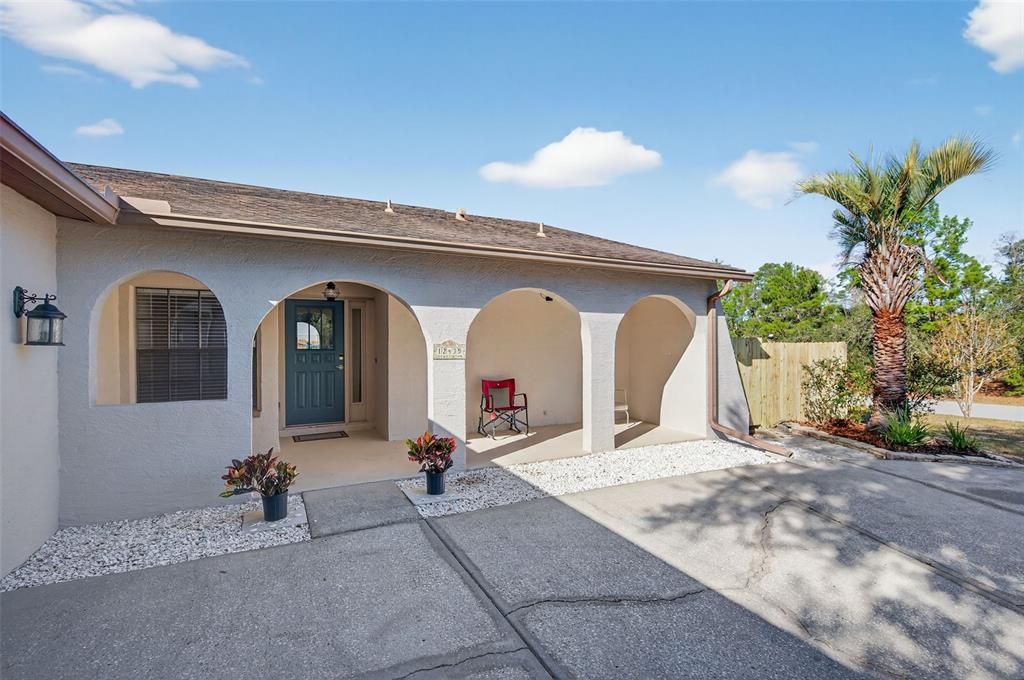 На продажу: $332,500 (3 спален, 2 ванн, 1672 Квадратных фут)