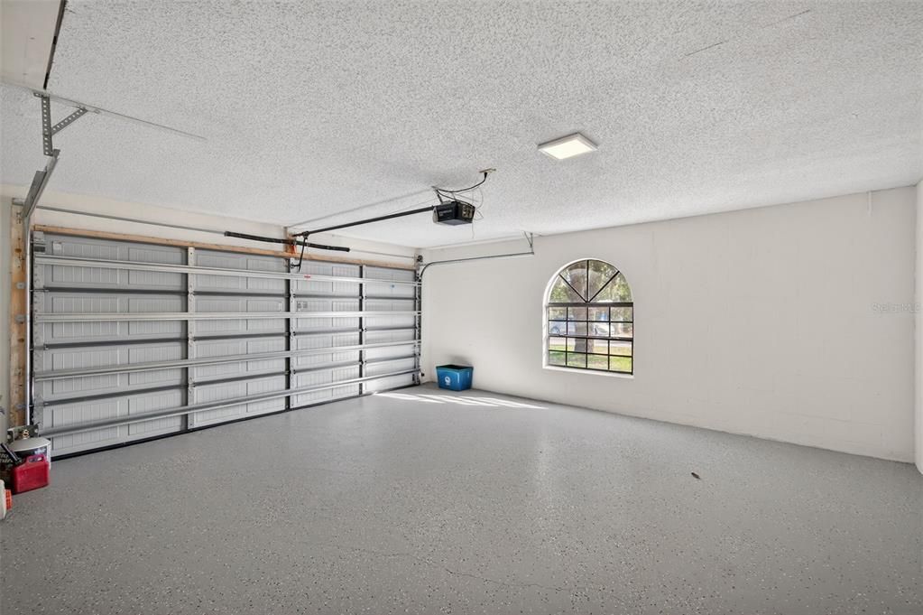 На продажу: $332,500 (3 спален, 2 ванн, 1672 Квадратных фут)