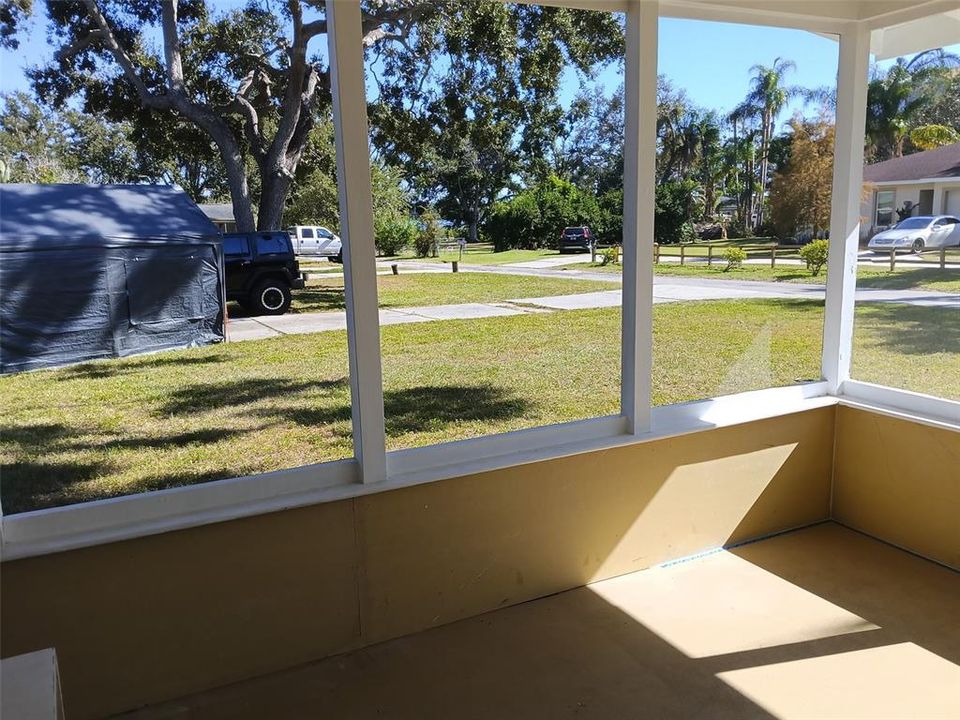 For Rent: $2,150 (2 beds, 1 baths, 1400 Square Feet)