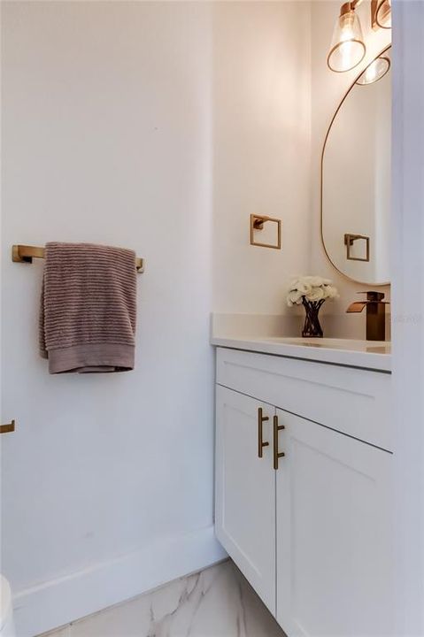 На продажу: $650,000 (3 спален, 2 ванн, 2427 Квадратных фут)