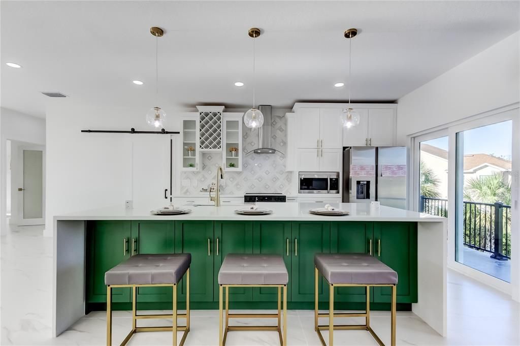 На продажу: $650,000 (3 спален, 2 ванн, 2427 Квадратных фут)