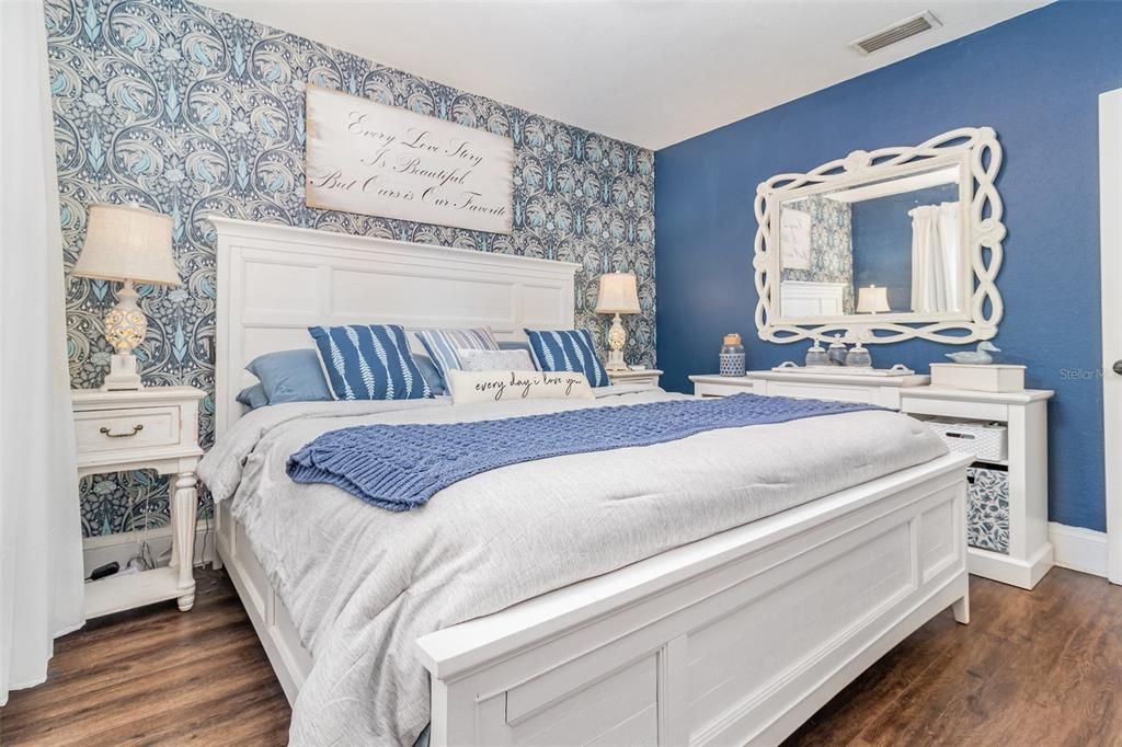 En Venta: $744,900 (3 camas, 4 baños, 2660 Pies cuadrados)