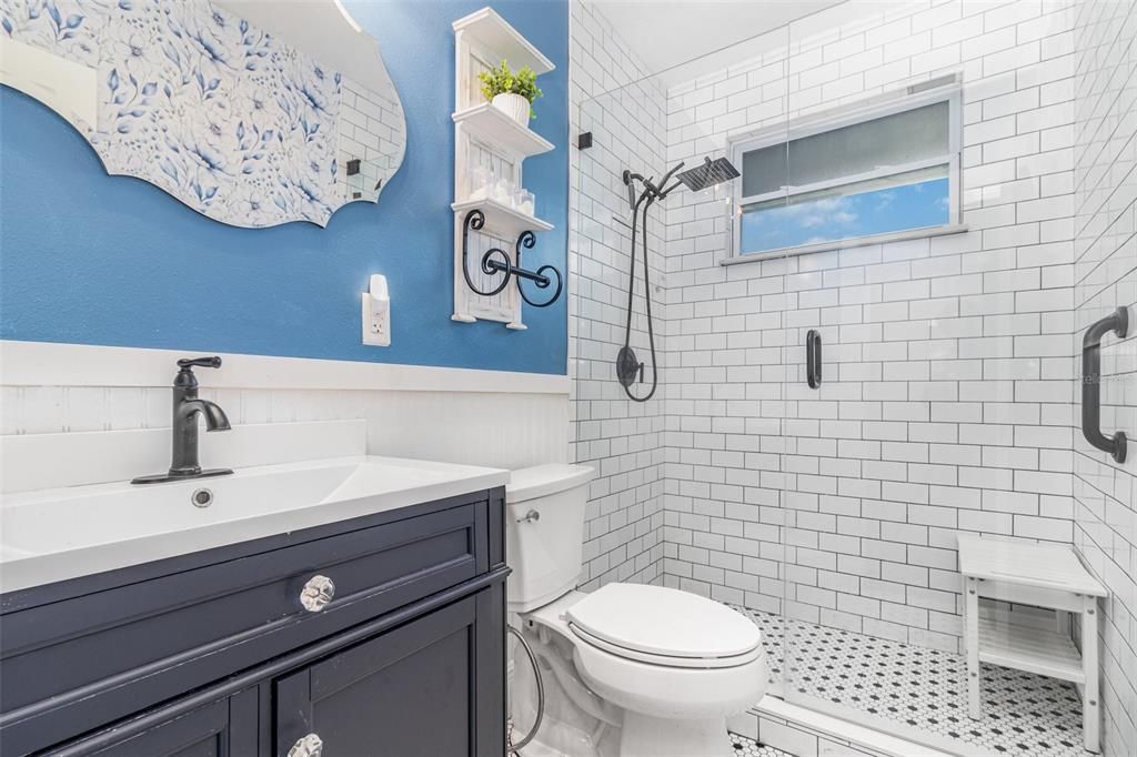 En Venta: $744,900 (3 camas, 4 baños, 2660 Pies cuadrados)