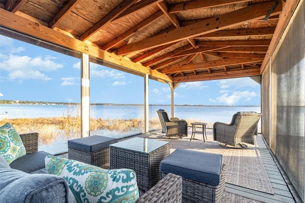 En Venta: $744,900 (3 camas, 4 baños, 2660 Pies cuadrados)