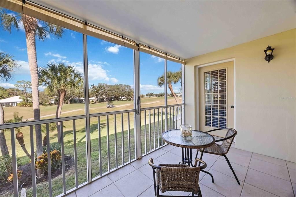 For Sale: $225,000 (2 beds, 2 baths, 1002 Square Feet)