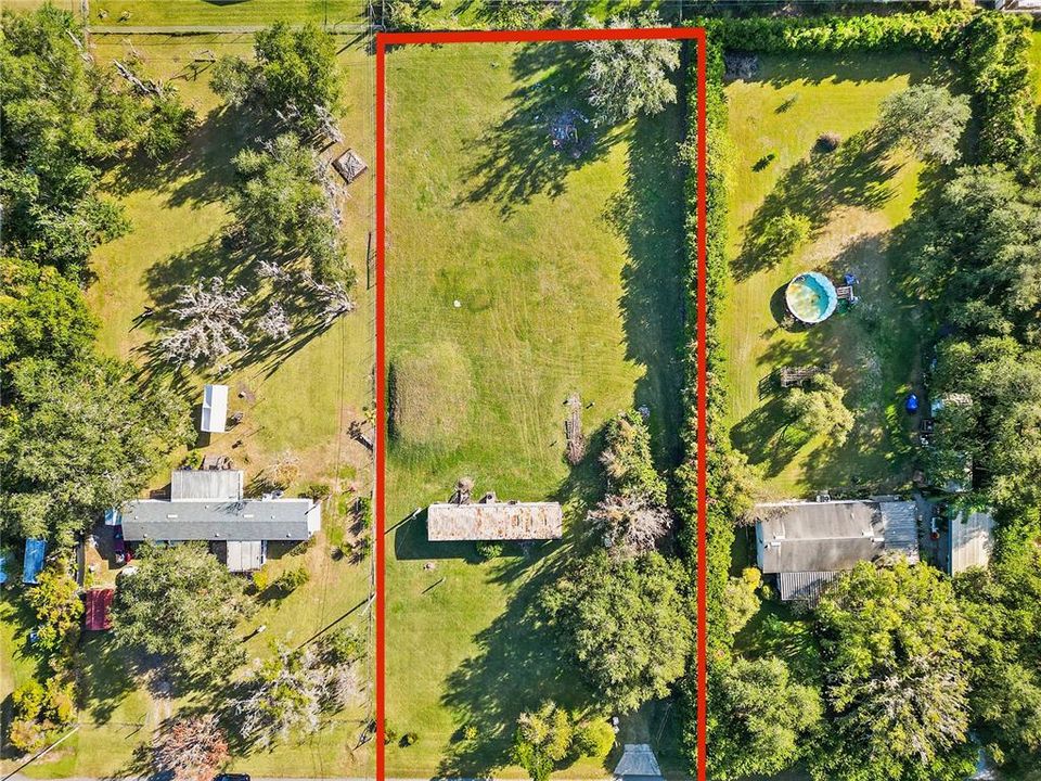 For Sale: $150,000 (2 beds, 1 baths, 868 Square Feet)