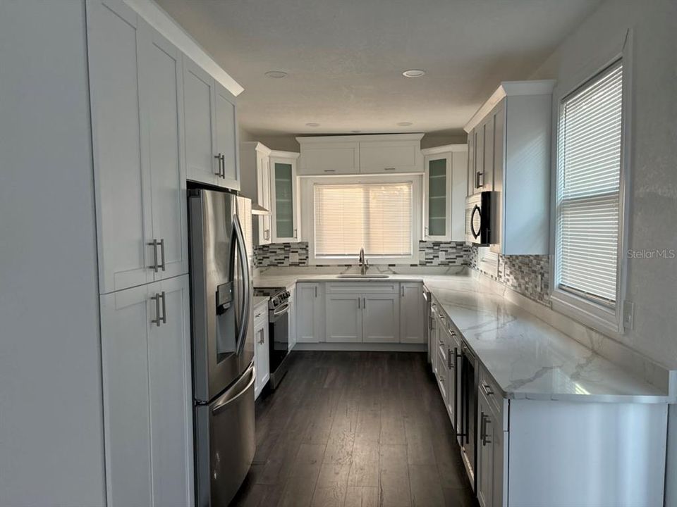 待售: $475,000 (4 贝兹, 2 浴室, 1581 平方英尺)