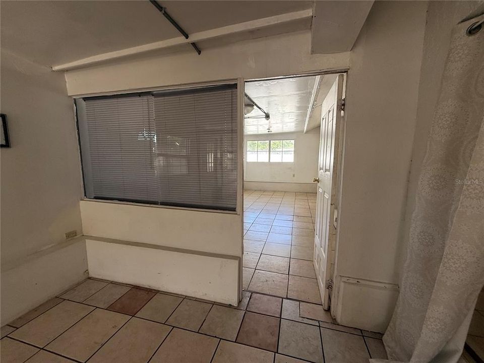 待售: $399,999 (3 贝兹, 3 浴室, 2300 平方英尺)