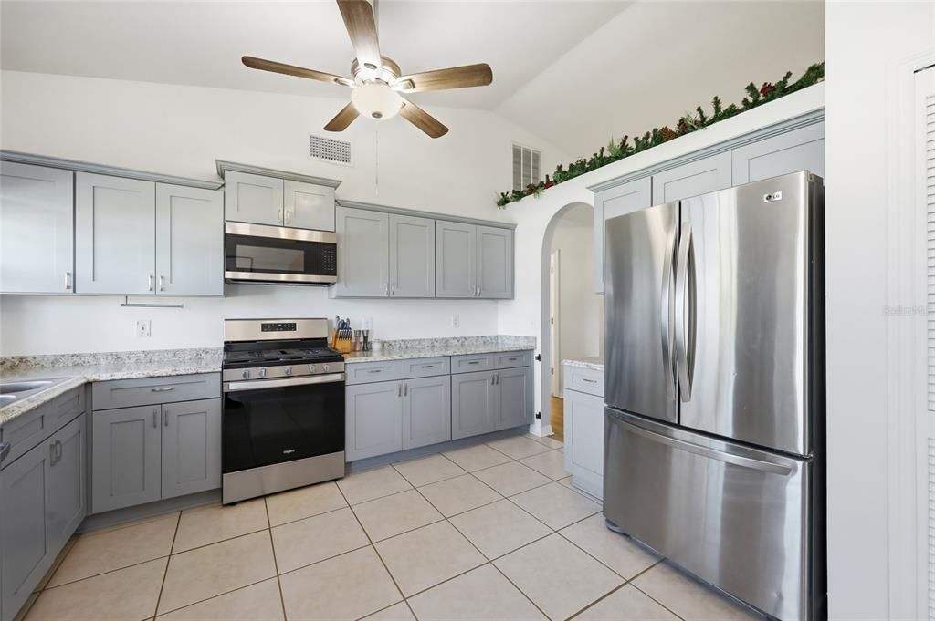 待售: $375,000 (3 贝兹, 2 浴室, 1530 平方英尺)