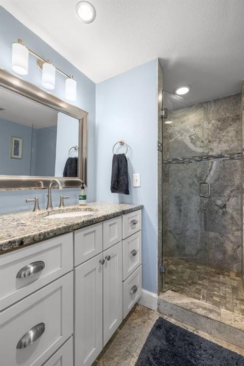 待售: $900,000 (2 贝兹, 2 浴室, 1340 平方英尺)