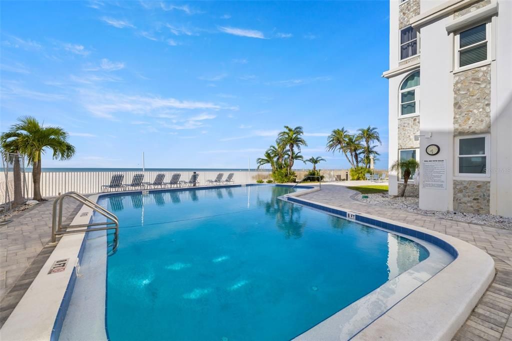 待售: $900,000 (2 贝兹, 2 浴室, 1340 平方英尺)