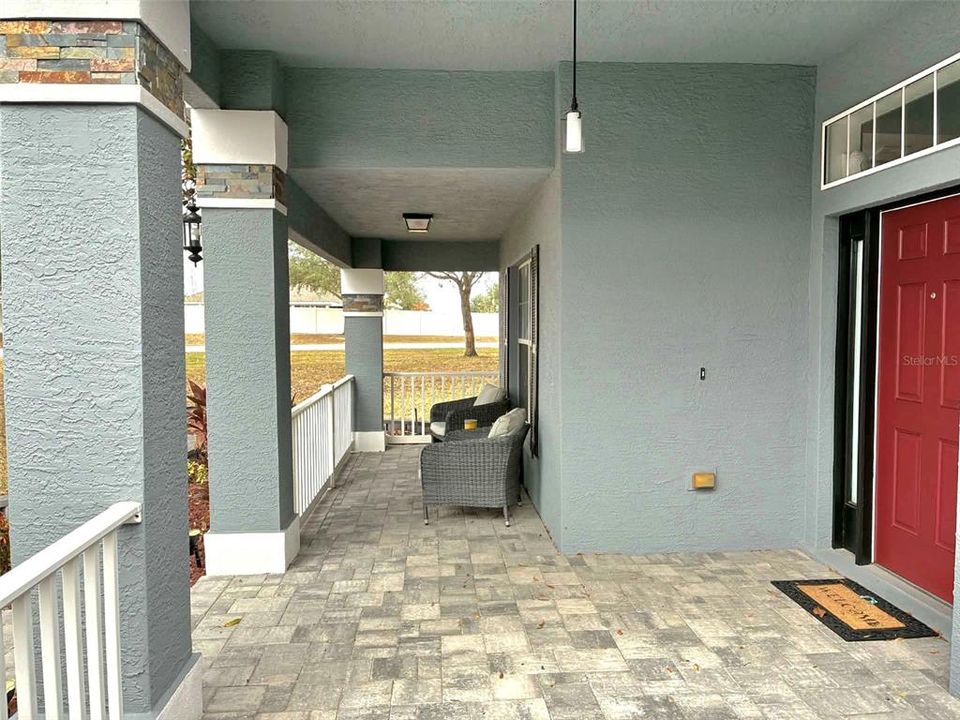 En Venta: $399,999 (4 camas, 3 baños, 2283 Pies cuadrados)