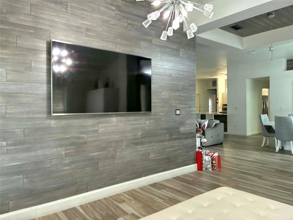 En Venta: $399,999 (4 camas, 3 baños, 2283 Pies cuadrados)