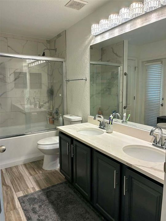 En Venta: $399,999 (4 camas, 3 baños, 2283 Pies cuadrados)