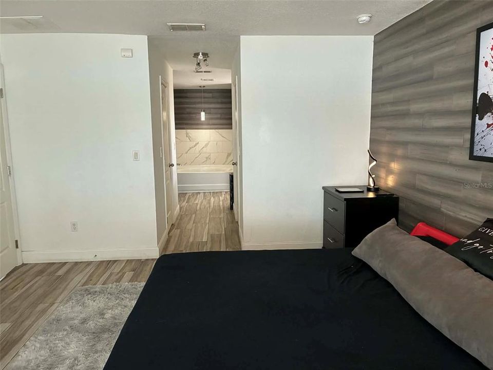 En Venta: $399,999 (4 camas, 3 baños, 2283 Pies cuadrados)