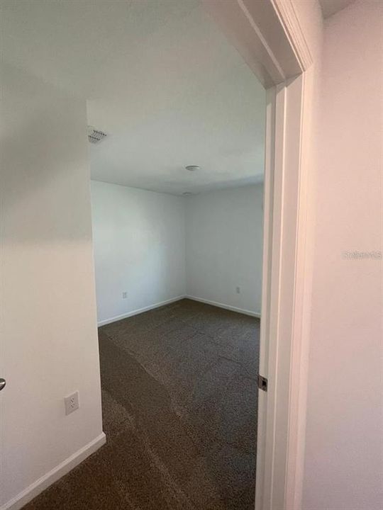 For Rent: $2,100 (4 beds, 2 baths, 1600 Square Feet)