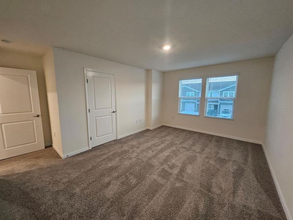 For Rent: $1,800 (3 beds, 2 baths, 1458 Square Feet)