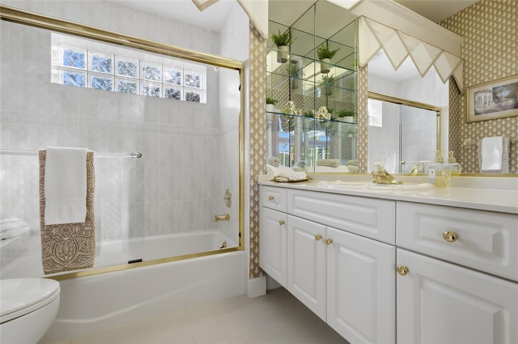 For Sale: $1,499,000 (3 beds, 3 baths, 3543 Square Feet)