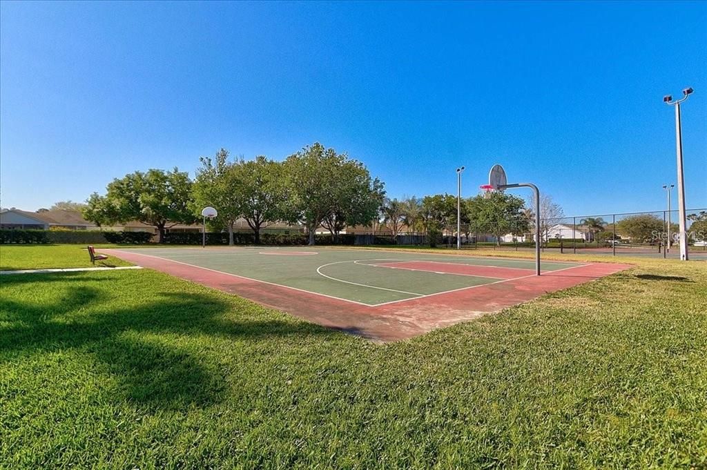 На продажу: $549,900 (3 спален, 2 ванн, 1503 Квадратных фут)