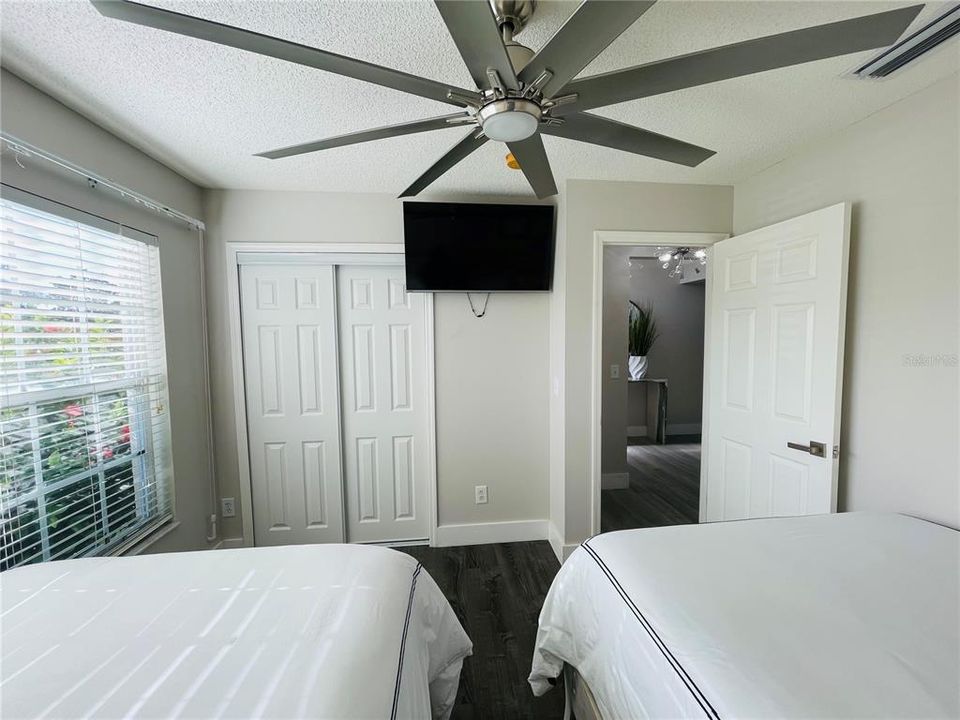 На продажу: $549,900 (3 спален, 2 ванн, 1503 Квадратных фут)