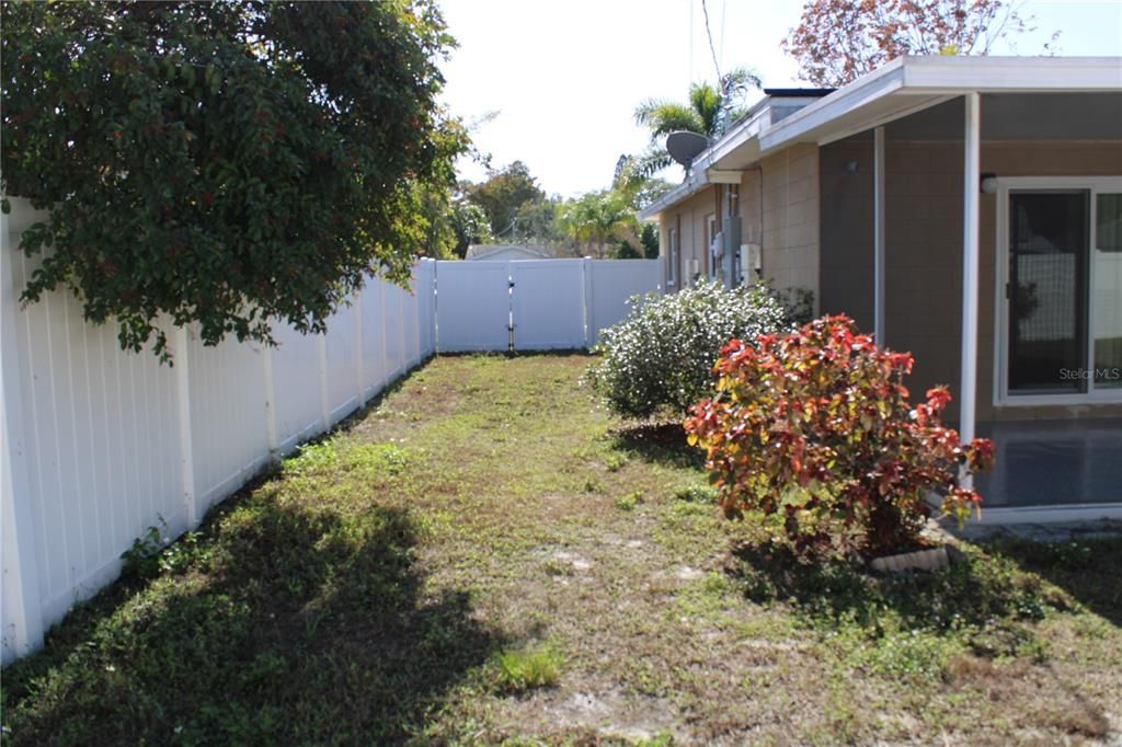 For Rent: $2,600 (4 beds, 2 baths, 1485 Square Feet)