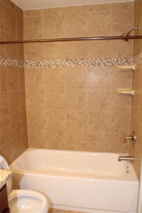 For Rent: $2,600 (4 beds, 2 baths, 1485 Square Feet)