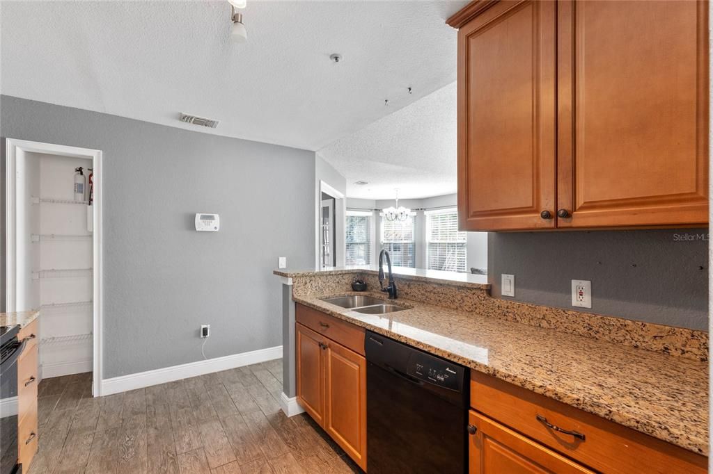 В аренду: $2,100 (2 спален, 2 ванн, 1138 Квадратных фут)