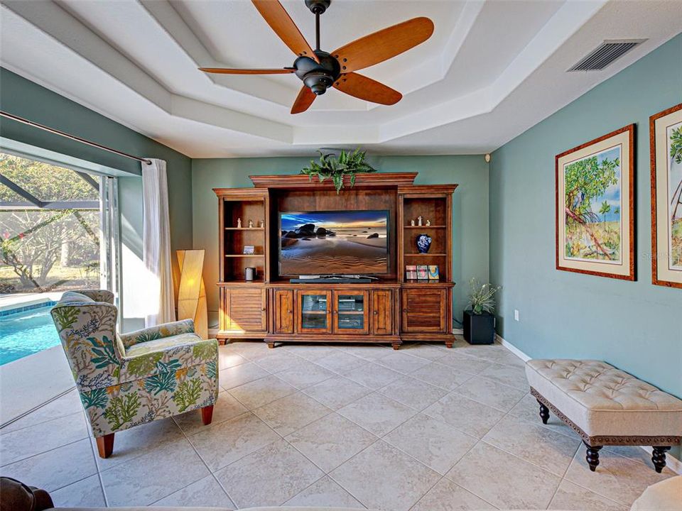 На продажу: $544,000 (3 спален, 2 ванн, 1902 Квадратных фут)