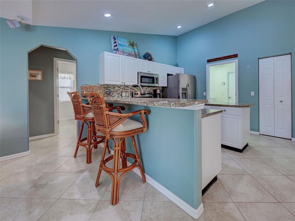 На продажу: $544,000 (3 спален, 2 ванн, 1902 Квадратных фут)