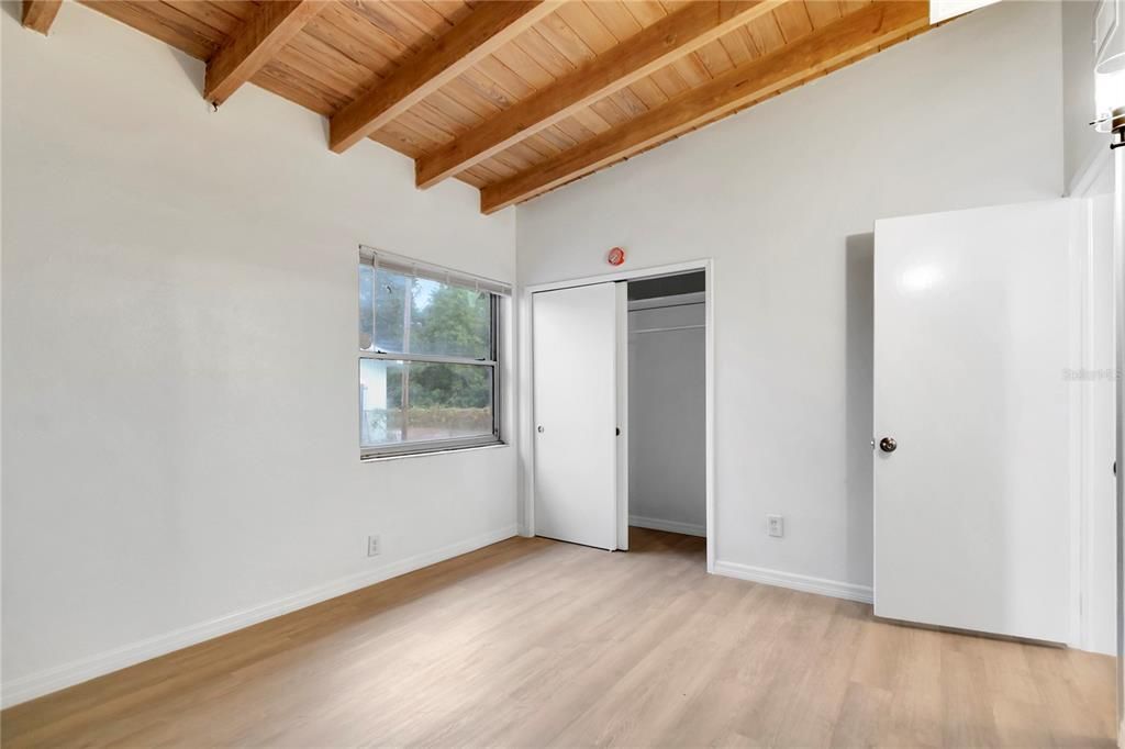 For Sale: $189,900 (3 beds, 1 baths, 1118 Square Feet)