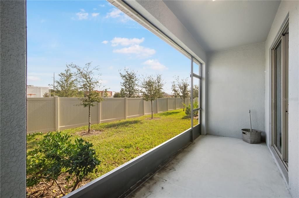 For Rent: $2,350 (3 beds, 2 baths, 1701 Square Feet)