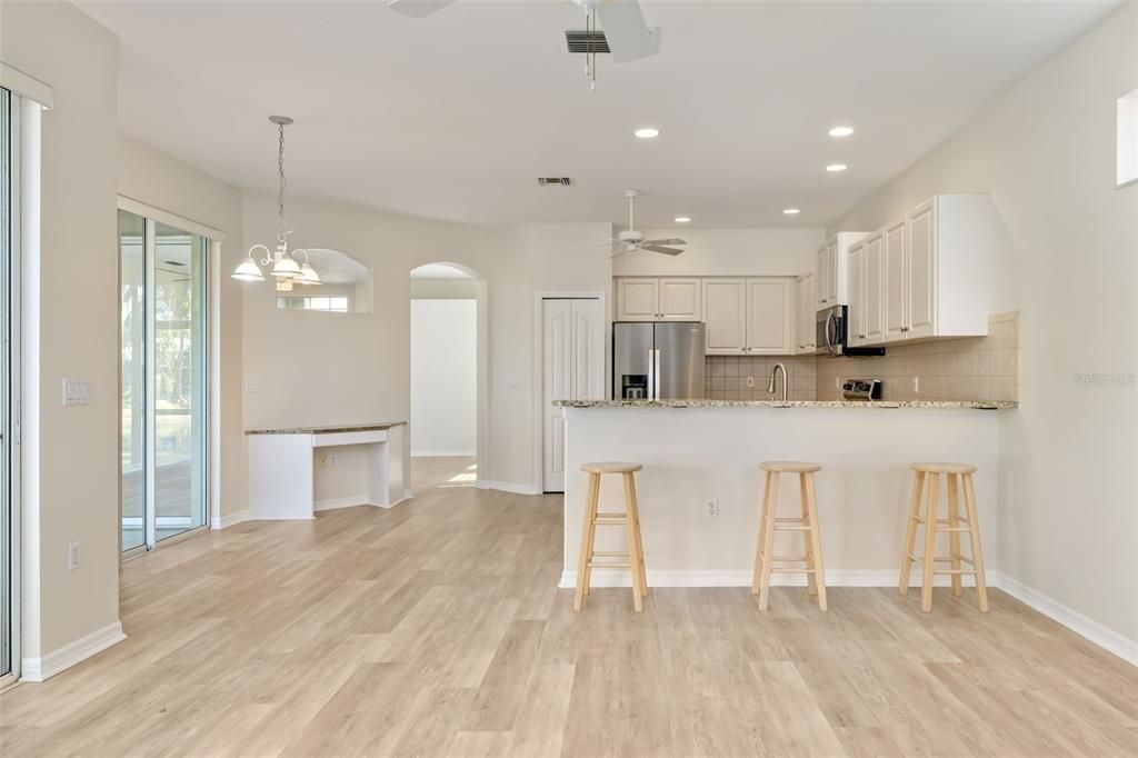 For Sale: $600,000 (4 beds, 2 baths, 2158 Square Feet)