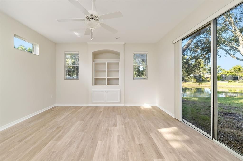 For Sale: $600,000 (4 beds, 2 baths, 2158 Square Feet)