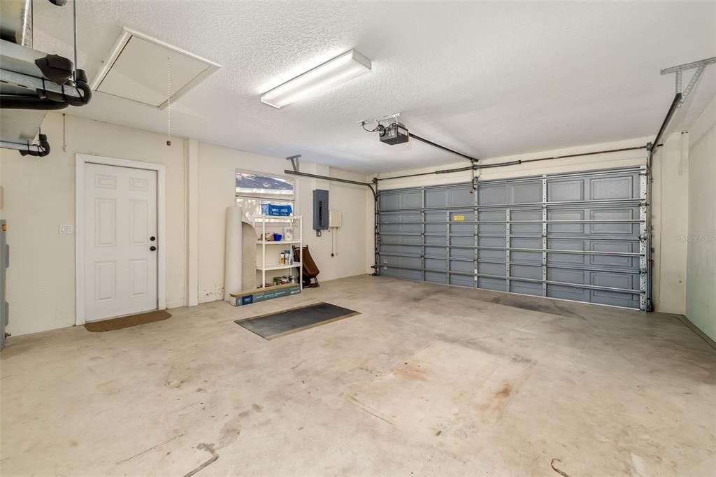 For Sale: $600,000 (4 beds, 2 baths, 2158 Square Feet)