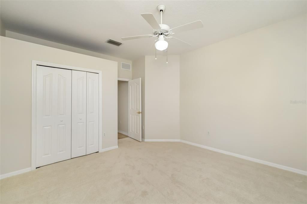 For Sale: $600,000 (4 beds, 2 baths, 2158 Square Feet)