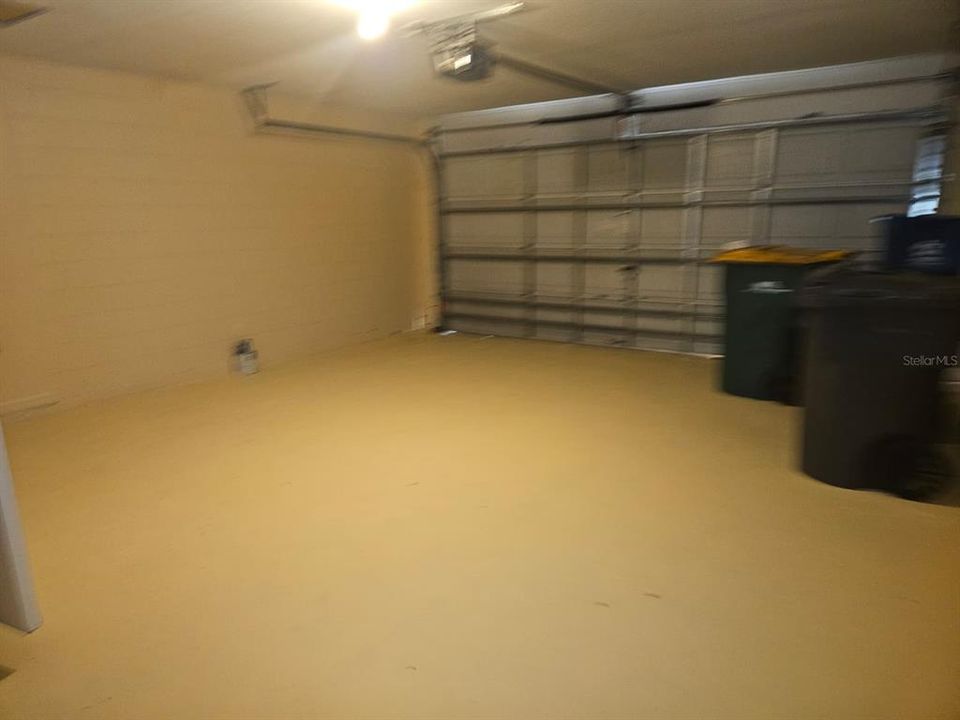 For Rent: $1,750 (3 beds, 2 baths, 1228 Square Feet)