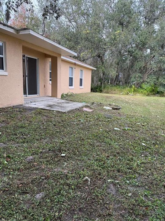 For Rent: $1,750 (3 beds, 2 baths, 1228 Square Feet)