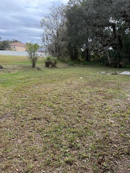 For Rent: $1,750 (3 beds, 2 baths, 1228 Square Feet)