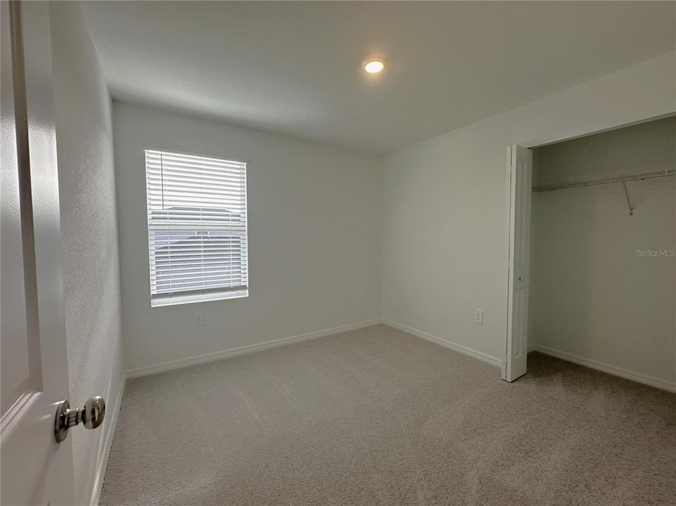 For Rent: $2,595 (4 beds, 2 baths, 1875 Square Feet)