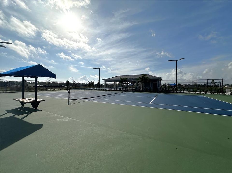 出租: $2,495 (4 贝兹, 2 浴室, 1875 平方英尺)