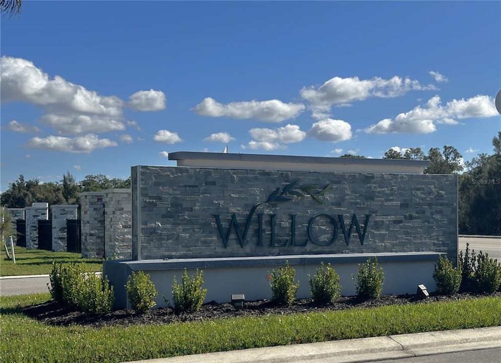 出租: $2,495 (4 贝兹, 2 浴室, 1875 平方英尺)